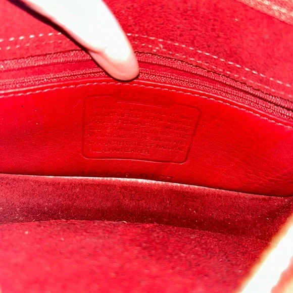 Vintage coach 9167 over counter camera bag crossbody red leather retro y2 legacy - Picture 14 of 14